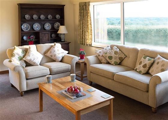 Meadow Lounge Settees